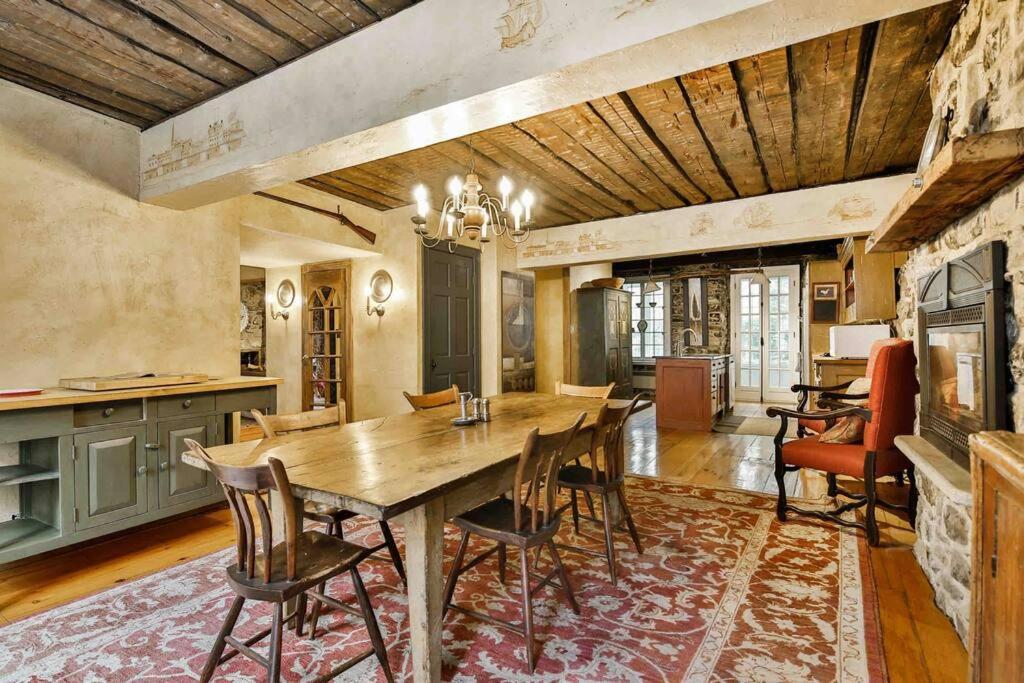 La Maison Dumas - Old Port Gem - Free Parking モントリオール エクステリア 写真